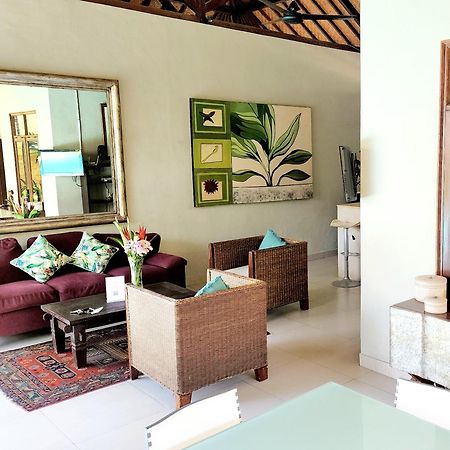 Villa Taman Rahasia, Sitara Villa Group Seminyak Kültér fotó